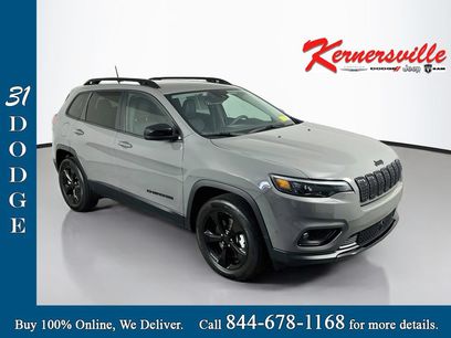 Used 2023 Jeep Cherokee Altitude Lux