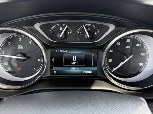 Used 2020 Buick Envision Essence FWD image 5