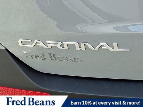New 2026 Kia Carnival EX FWD image 18