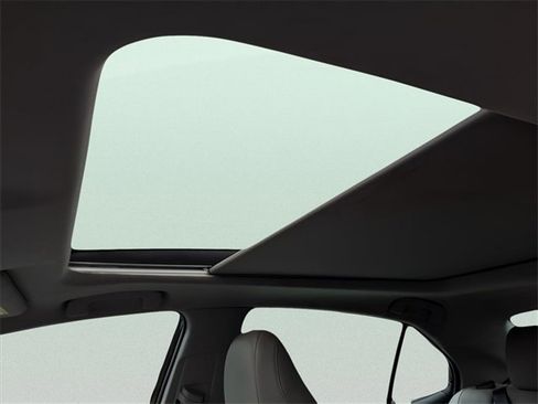 Used 2022 Toyota Camry XSE image 13