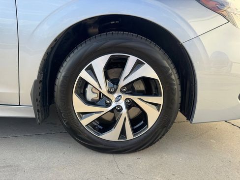 Certified 2025 Subaru Legacy image 29