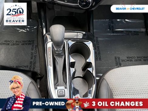 Used 2025 Chevrolet Trax LT FWD image 21