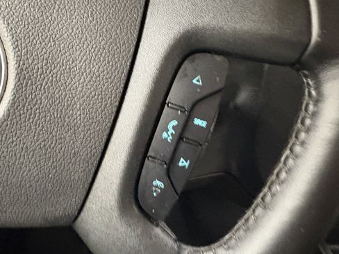 Used 2023 GMC Savana 2500 w/ Driver Convenience Package image 30