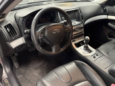 Used 2009 INFINITI G37 Journey w/ Premium Pkg image 10