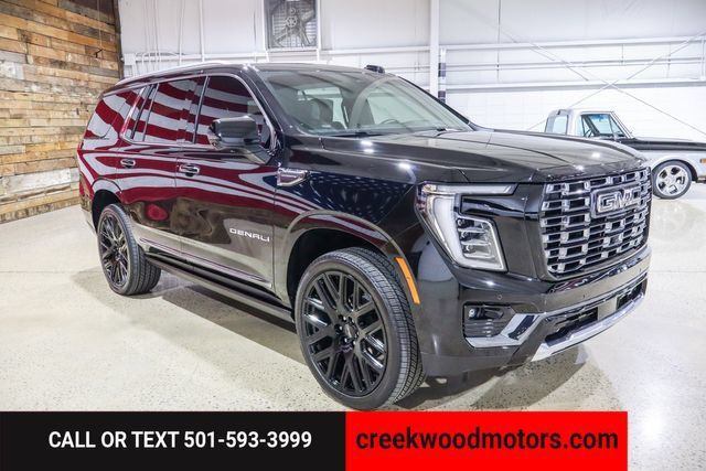 Used 2025 GMC Yukon Denali Ultimate AWD/4WD image 2