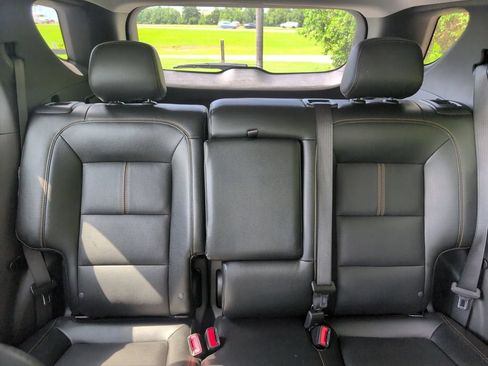 Used 2024 Chevrolet Equinox Premier FWD image 30