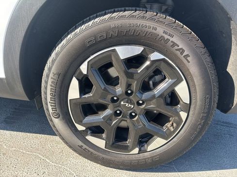 Used 2024 Kia Sorento S image 7