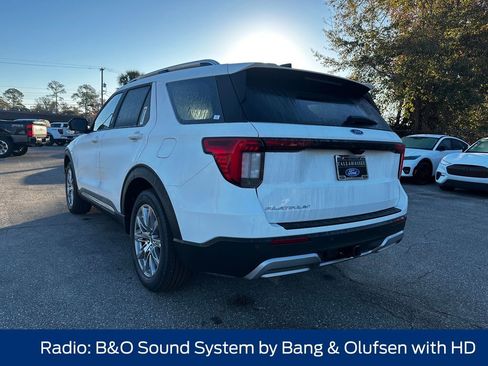 New 2026 Ford Explorer Platinum image 4