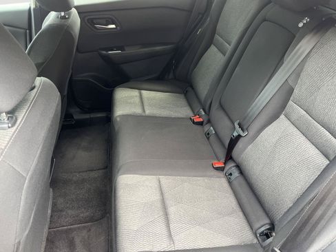 Certified 2025 Nissan Rogue SV AWD/4WD image 13