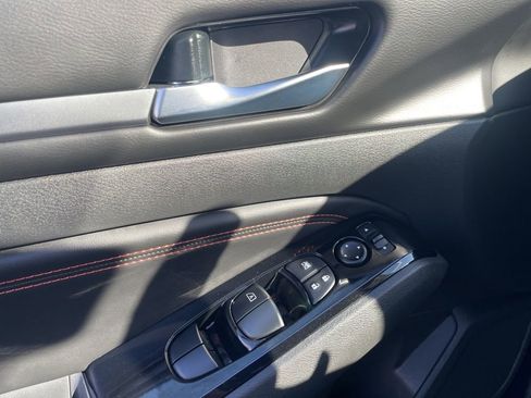 Used 2023 Nissan Altima 2.5 SR image 26