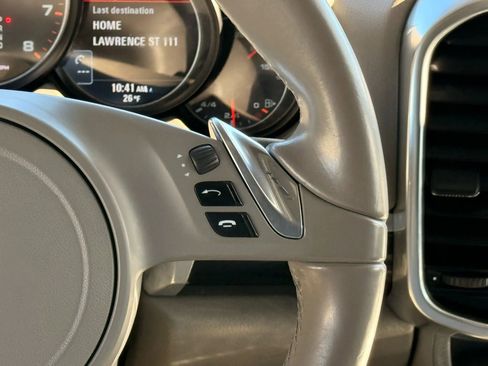 Used 2014 Porsche Cayenne Platinum Edition image 34