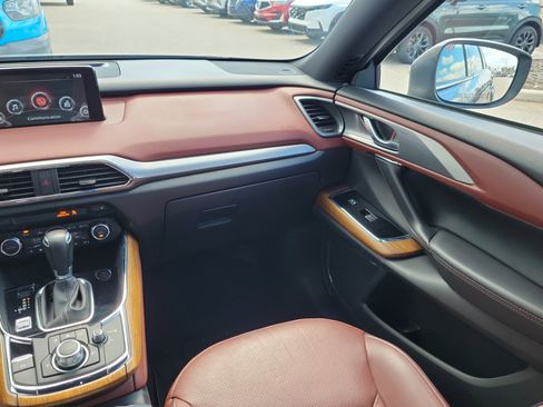 Used 2017 MAZDA CX-9 Signature image 22