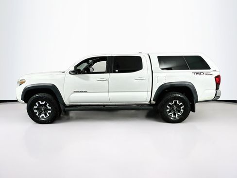 Used 2019 Toyota Tacoma TRD Off-Road RWD image 8