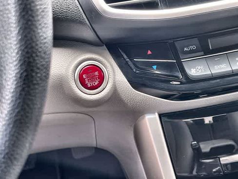 Used 2016 Honda Accord EX image 28