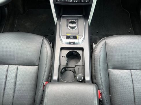 Used 2019 Land Rover Discovery Sport HSE AWD/4WD image 23