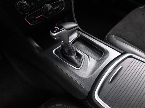 Used 2016 Dodge Charger R/T image 33