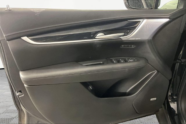 Used 2024 Cadillac XT5 Premium Luxury AWD/4WD image 17