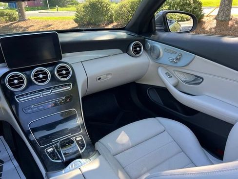 Used 2017 Mercedes-Benz C 300 4MATIC Cabriolet image 29