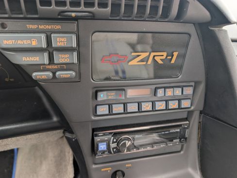Used 1991 Chevrolet Corvette ZR-1 image 62