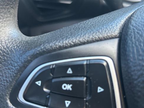 Used 2018 Ford Escape SE image 28