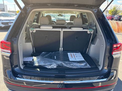 New 2026 Volkswagen Atlas SE image 21