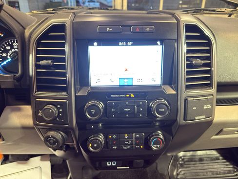 Used 2017 Ford F150 XLT w/ Equipment Group 302A Luxury image 17