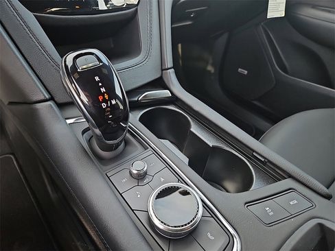 New 2025 Cadillac XT6 Sport w/ LPO, Onyx Lite Package image 30