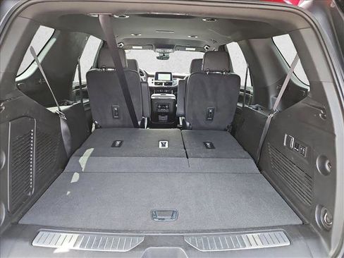 Used 2023 Chevrolet Tahoe High Country AWD/4WD image 6