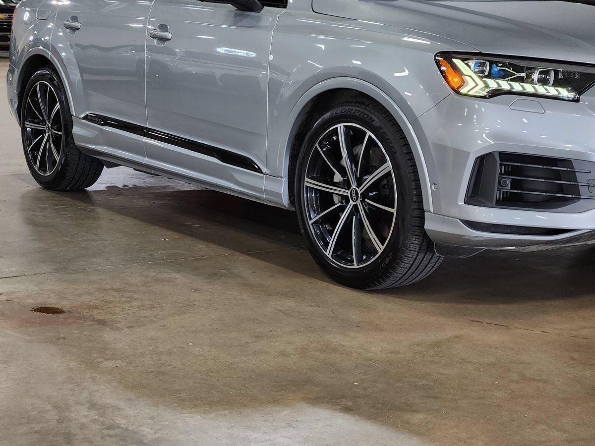 Used 2023 Audi Q7 3.0T Prestige AWD/4WD image 14