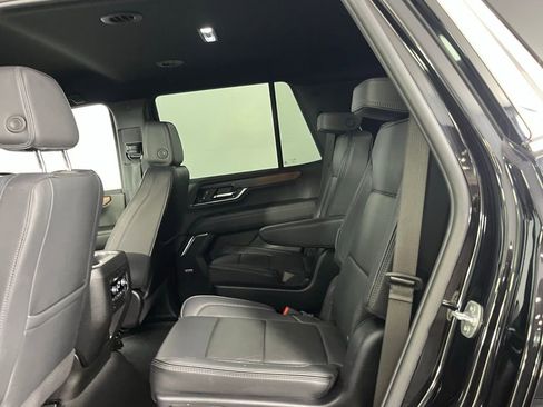 Used 2025 GMC Yukon Denali image 26