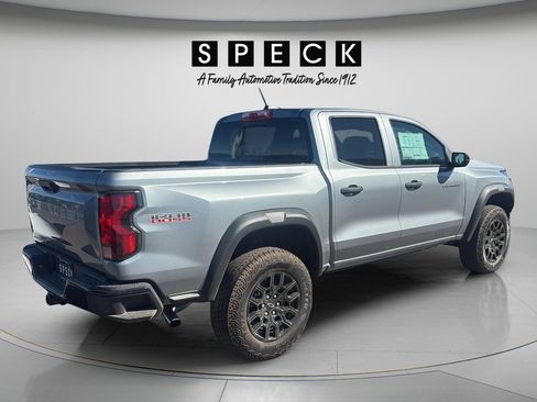 New 2026 Chevrolet Colorado Trail Boss AWD/4WD image 2