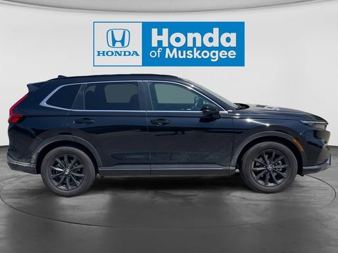 Used 2025 Honda CR-V Sport image 4