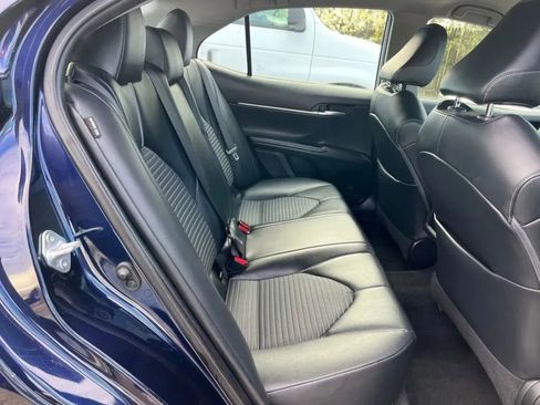 Used 2021 Toyota Camry SE FWD image 18