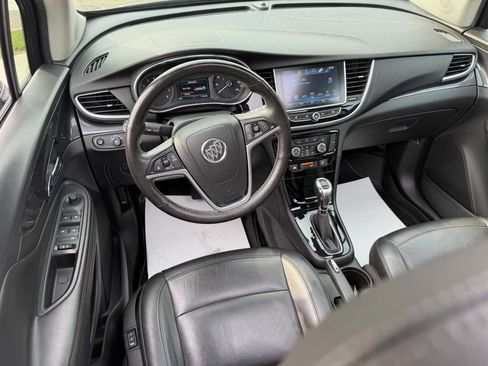 Used 2018 Buick Encore Essence AWD/4WD image 12
