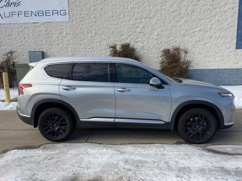 Used 2023 Hyundai Santa Fe Limited w/ Cargo Package AWD/4WD image 2