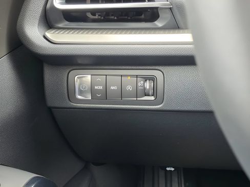 New 2026 Chevrolet Traverse LT w/ Midnight/Sport Edition AWD/4WD image 22