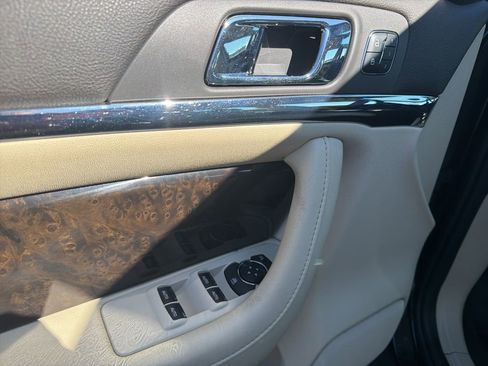 Used 2015 Lincoln MKS Base w/ Equipment Group 101A image 26