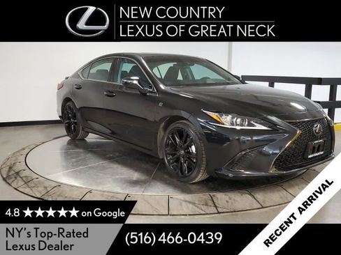 Used 2025 Lexus ES 300h F Sport w/ Technology Package image 3