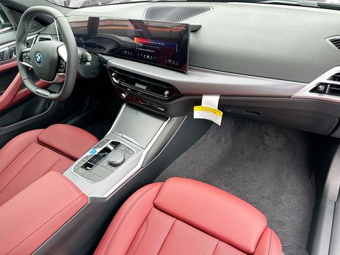 Used 2025 BMW i4 eDrive40 RWD image 24