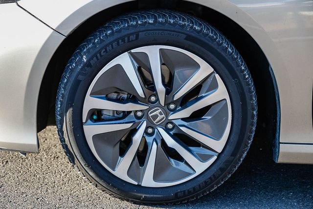 Used 2018 Honda Accord Hybrid image 11