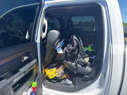 Used 2017 RAM 2500 Laramie w/ Off-Road Package AWD/4WD image 6