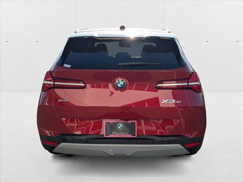 Used 2025 BMW X3 xDrive30i w/ Premium Package image 7