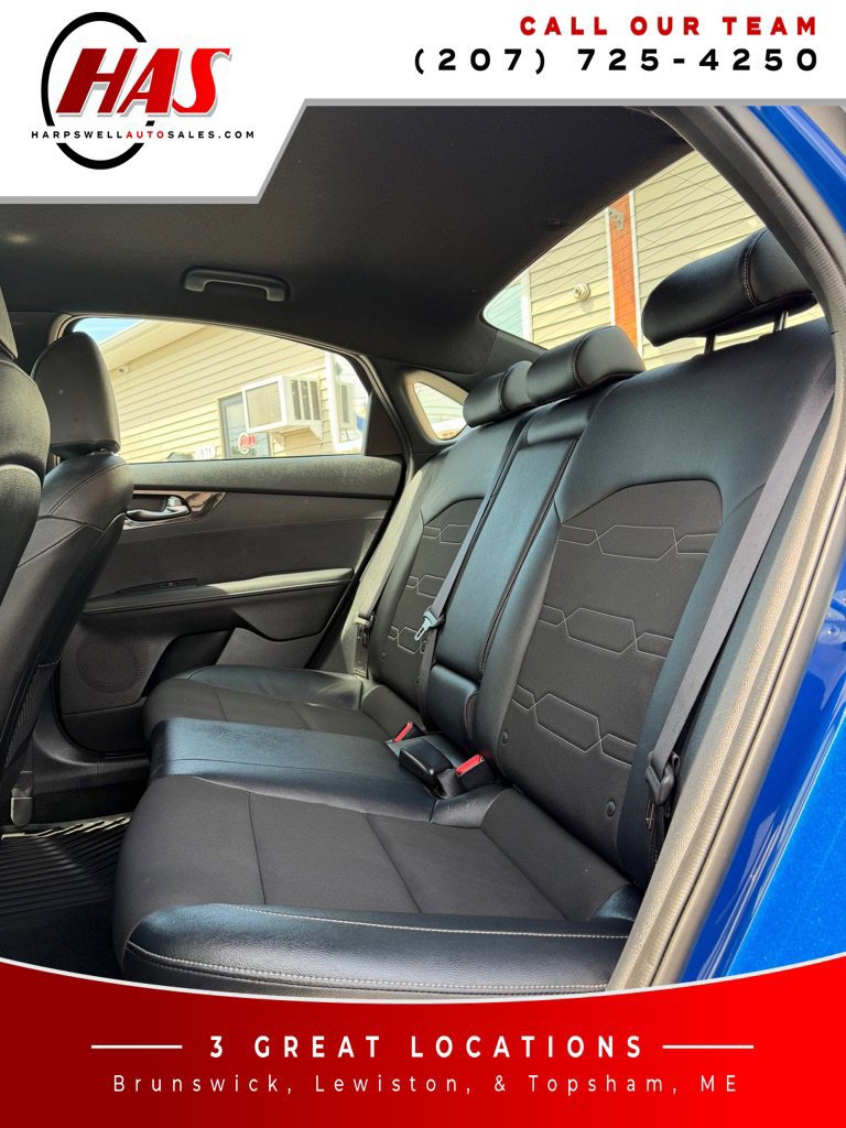 Used 2024 Kia Forte GT-Line FWD image 11