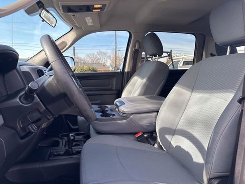 Used 2018 RAM 2500 Tradesman w/ Chrome Appearance Group image 14