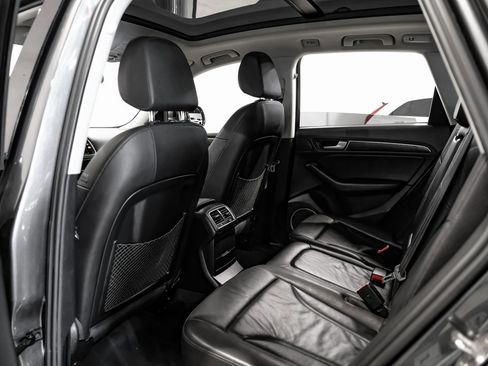 Used 2017 Audi Q5 2.0T Premium Plus w/ Technology Package image 49