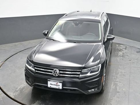 Used 2021 Volkswagen Tiguan SE AWD/4WD image 30