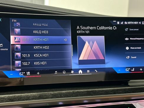 New 2026 BMW 740i w/ Premium Package image 22