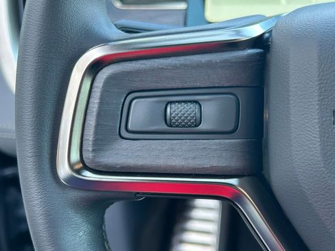 Used 2022 Rivian R1T Adventure image 22