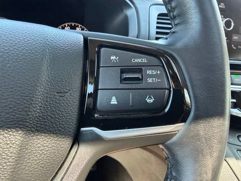 Used 2025 Honda Odyssey EX-L image 17