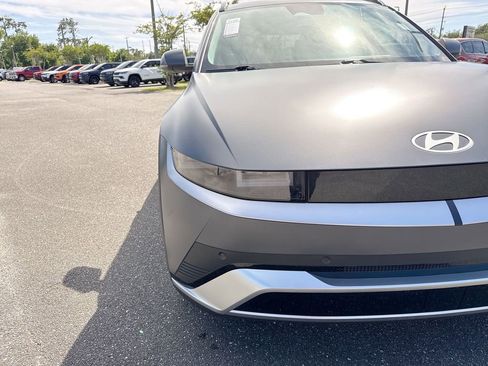 Used 2025 Hyundai Ioniq 5 SEL image 9